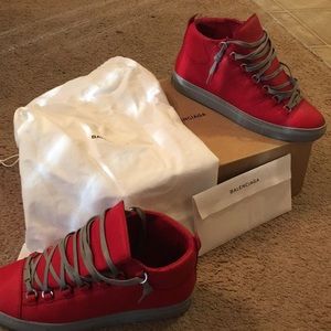 Balenciaga arena sneaker